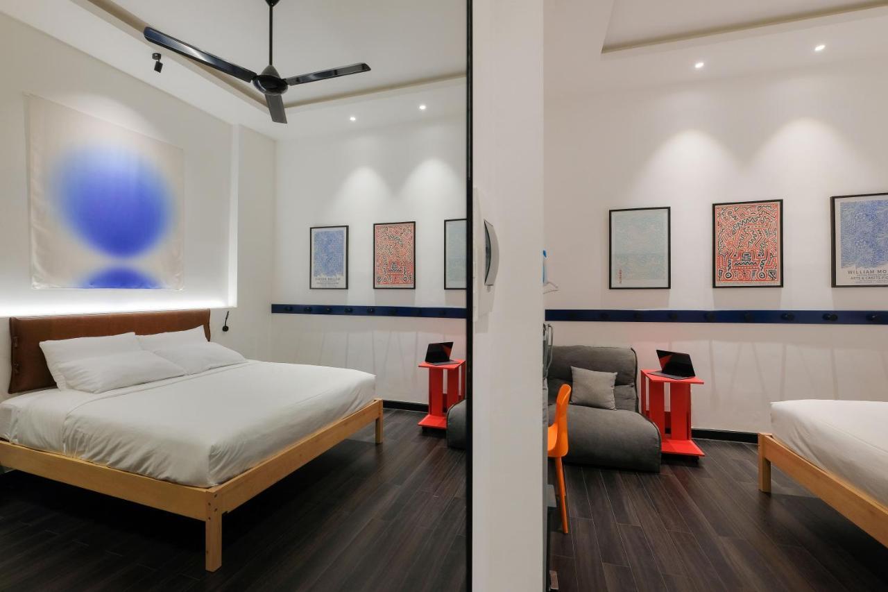 Central Studios At Ben Thanh Market By Circadian Ho Chi Minh City Bagian luar foto